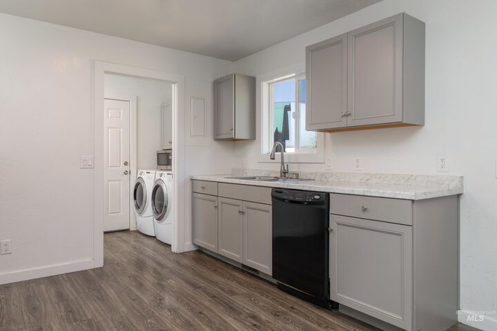 Property Photo:  167 Hardwood Street  ID 83313 