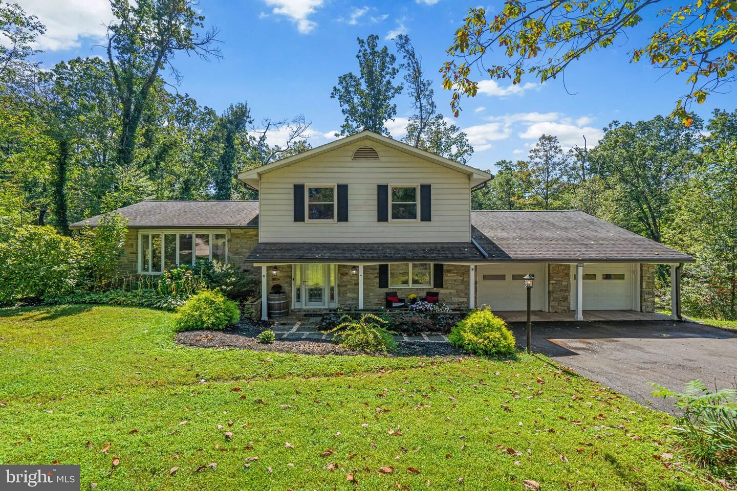 Property Photo: 2909 Timber Ridge Drive MD 21771