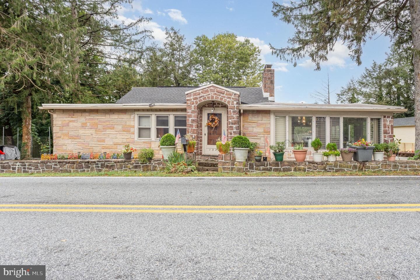 Property Photo:  1370 Conewago Creek Road  PA 17345 