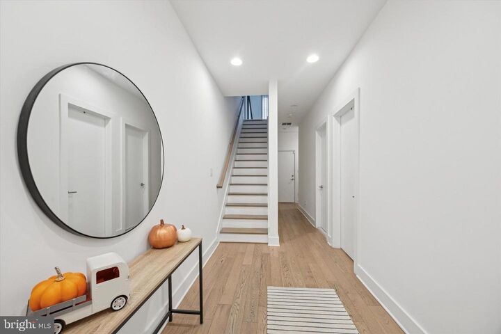 Property Photo: 1418 S Howard Street PA 19147