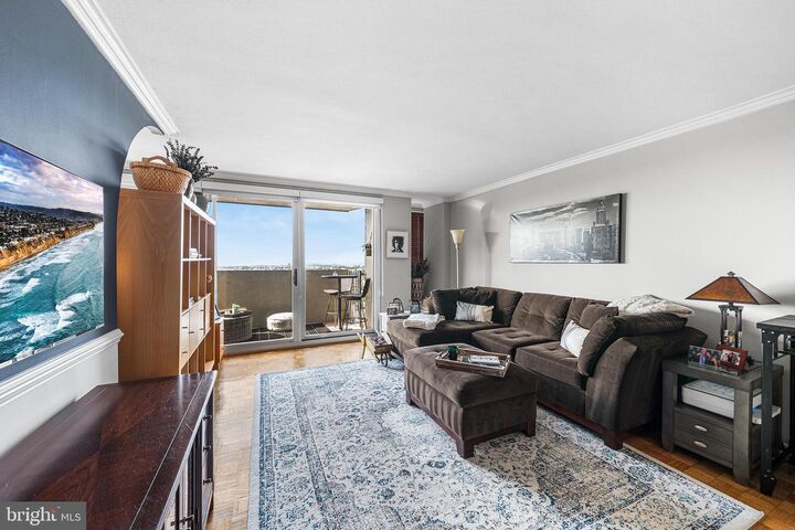 Property Photo:  224 W Rittenhouse Square 30 2308  PA 19103 