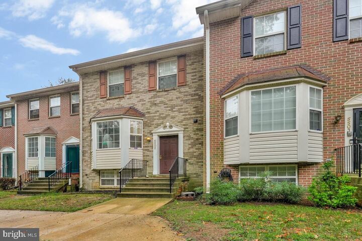 Property Photo:  5505 E Boniwood Turn  MD 20735 