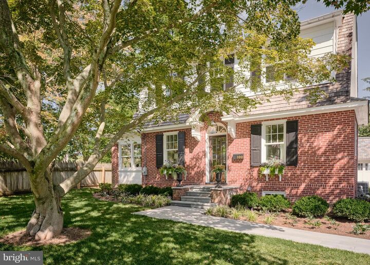 Property Photo: 100 W Bridge Street PA 18938