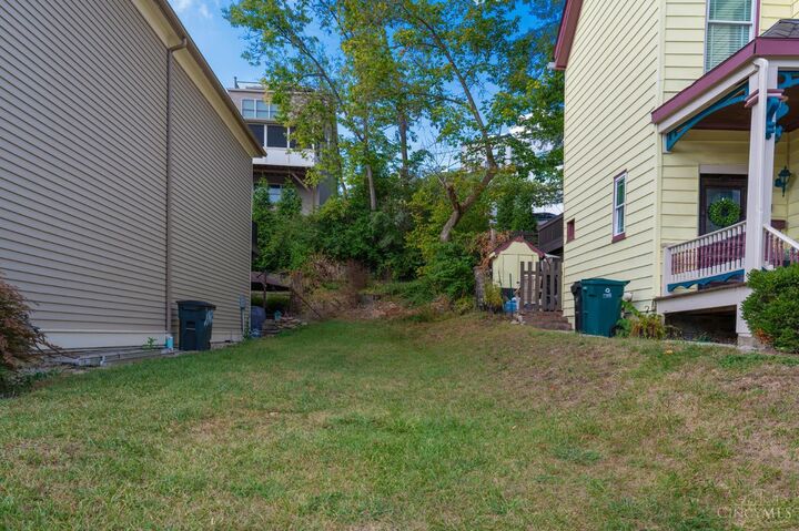 Property Photo:  473 Stanley Avenue  OH 45226 