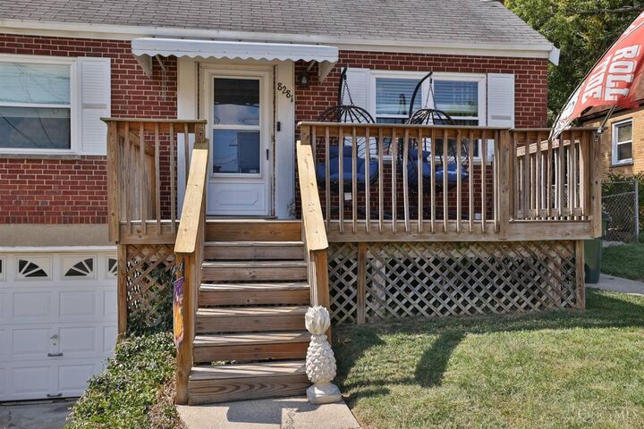 Property Photo:  8281 Royal Heights Drive  OH 45239 