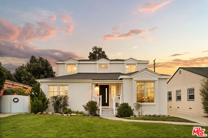 8210 Alverstone Ave  Los Angeles CA 90045 photo