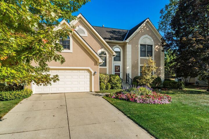 Property Photo:  806 Watten Lane  OH 43081 