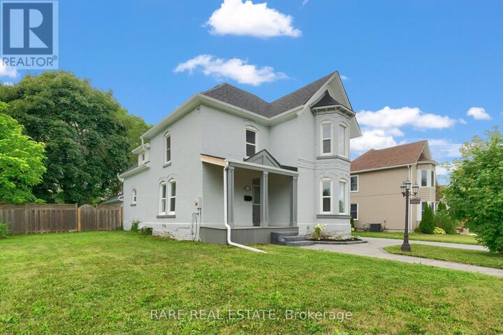 Property Photo: 4372 Ontario Street ON L0R 1B0
