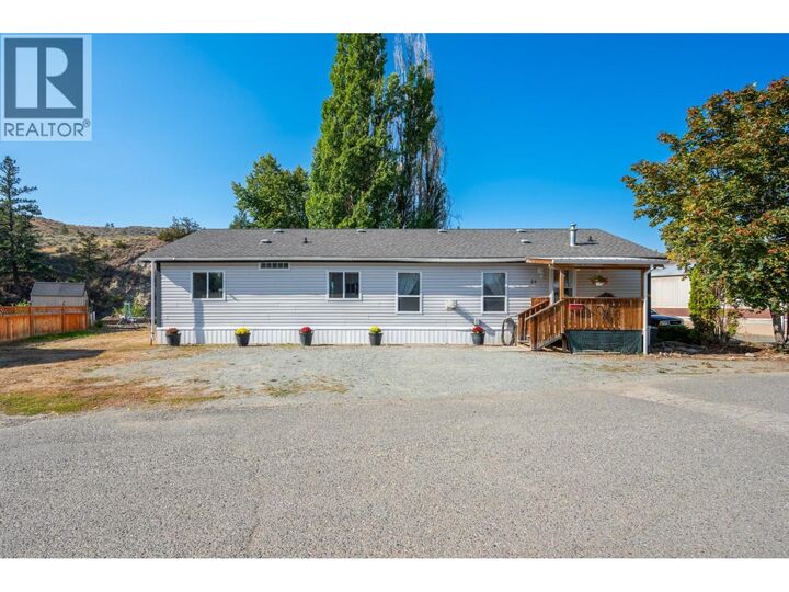 Property Photo:  1098 Houston Street 34  BC V1K 1C3 