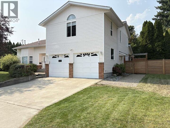 Property Photo:  2628 6th Avenue  BC V1N 2W2 