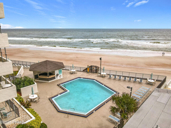 Property Photo:  2615 S Atlantic Avenue 6E  FL 32118 