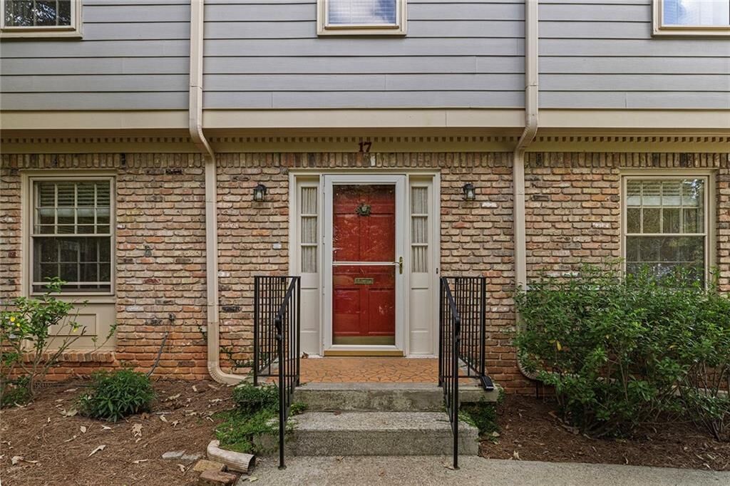 Property Photo:  17 Kensington Road  GA 30002 