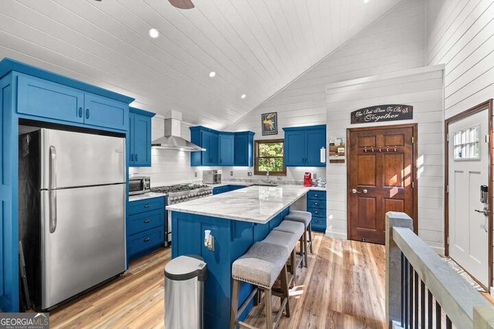 Property Photo: 214 Dickerson Drive GA 30536
