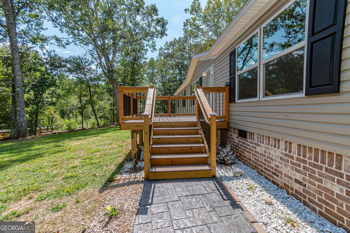 Property Photo: 94 King Arthur Court GA 30533