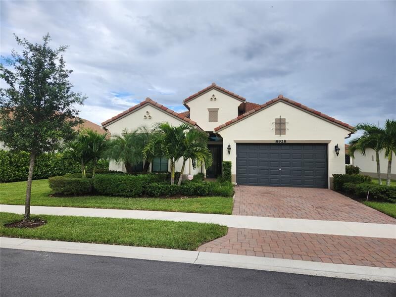 Property Photo:  8928 Bastille Cir  FL 33076 
