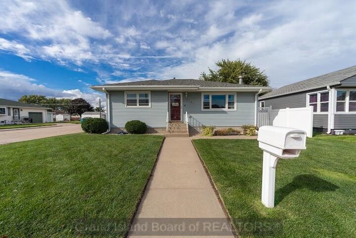 2132 W 10th St  Grand Island NE 68803 photo