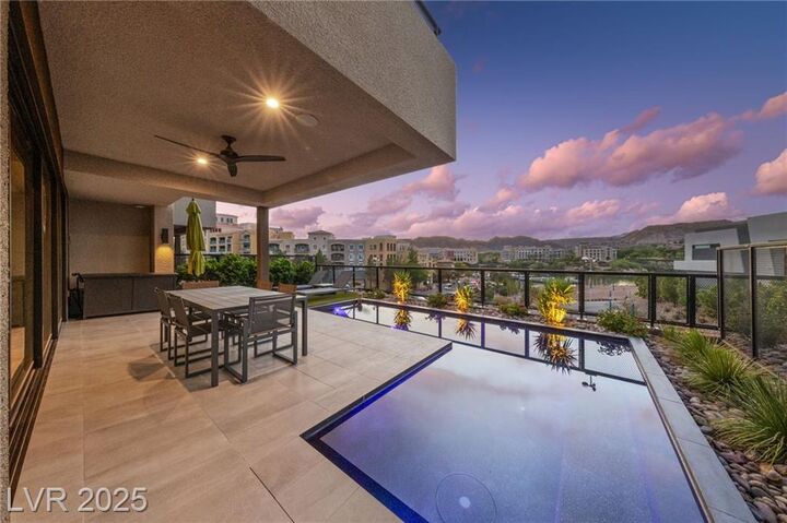 Property Photo:  38 Promenade Isle Lane  NV 89011 