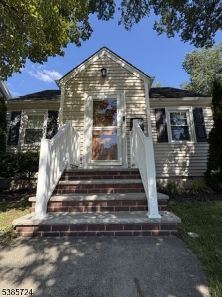Property Photo:  631 Golf Ter  NJ 07083 