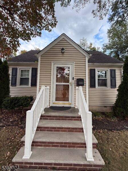 Property Photo: 631 Golf Ter NJ 07083