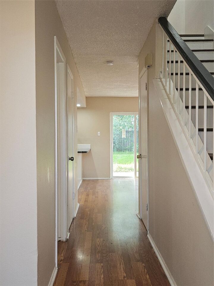 Property Photo:  8622 Quail Burg Lane  TX 77489 