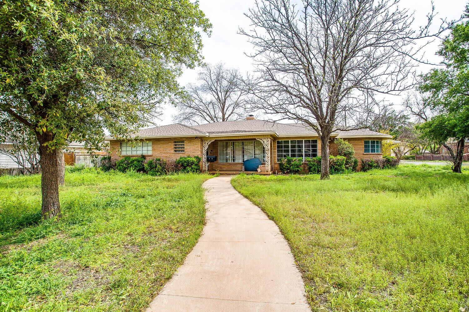 Property Photo:  1721 28th Street  TX 79411 