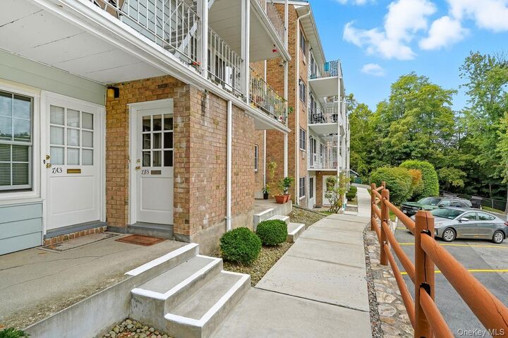 Property Photo:  1840 Crompond Road 7B3  NY 10566 