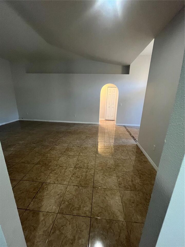 Property Photo: 5524 Sycamore Canyon Drive FL 34758