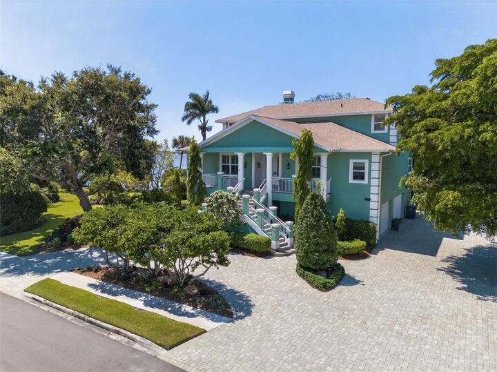 Property Photo: 508 84th Street NW FL 34209