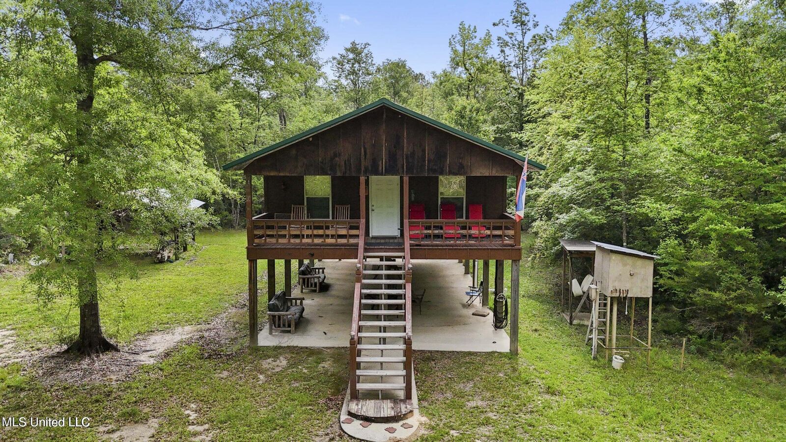 Property Photo:  377A Deep Creek Road  MS 39577 