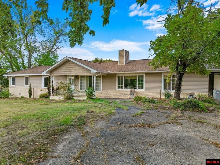 Property Photo: 2573 West Road AR 72653