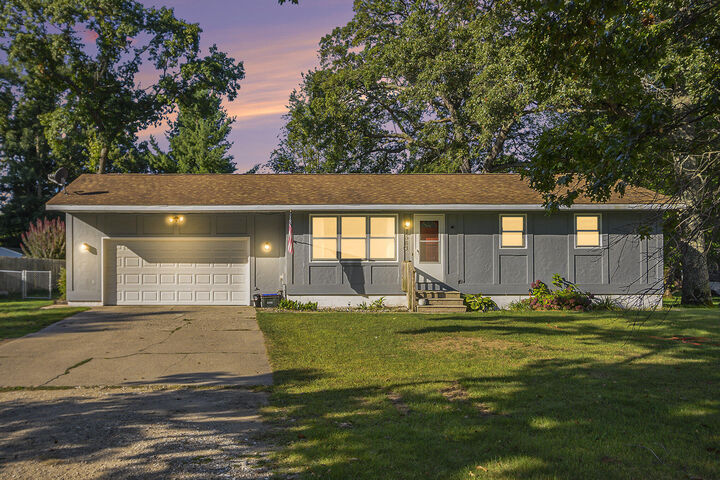7563 Whitehall Road  Whitehall MI 49461 photo