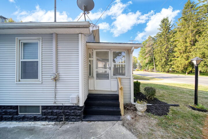 Property Photo:  3605 Francis Street  MI 49203 