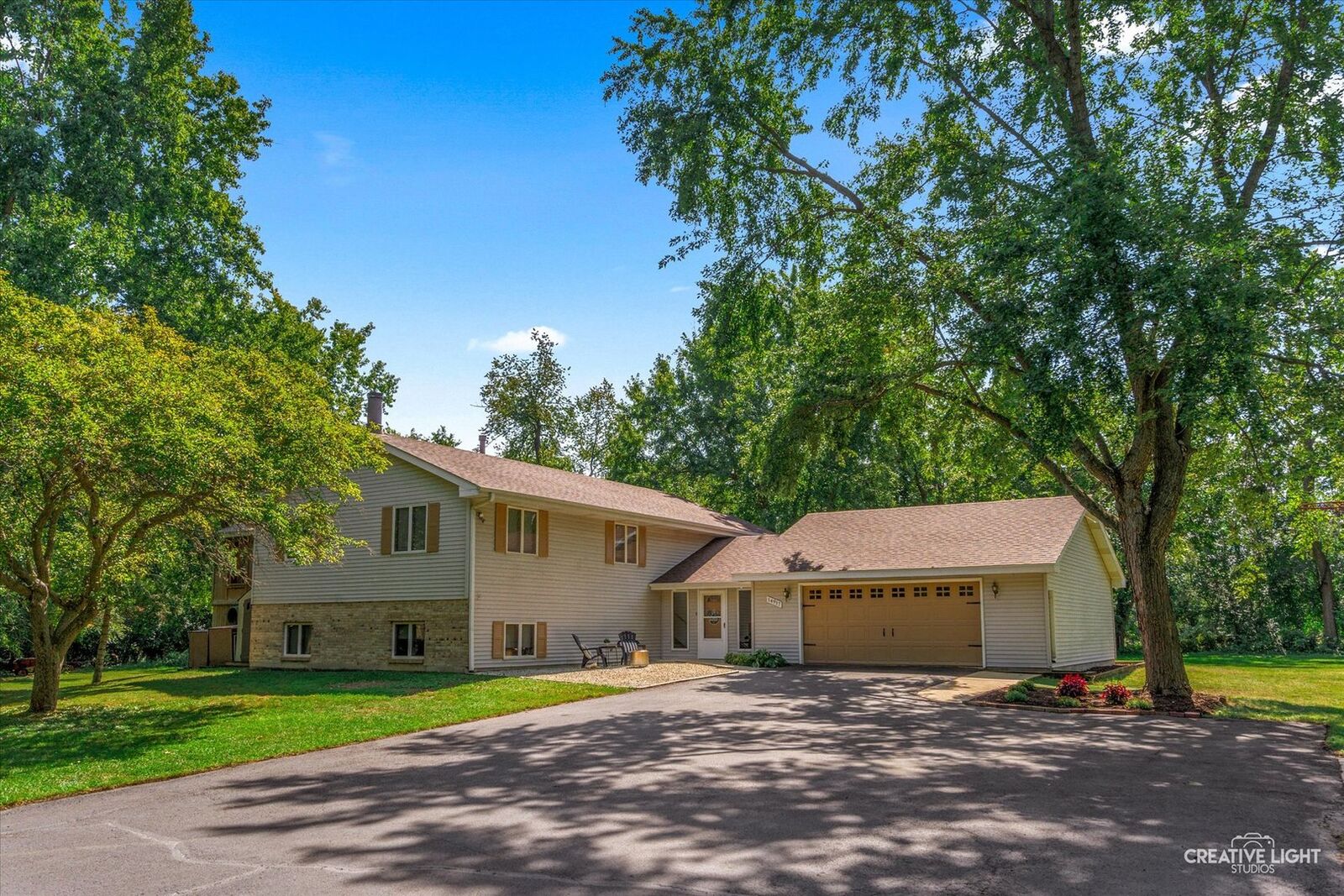 Property Photo: 14917 S Eastern Avenue IL 60544