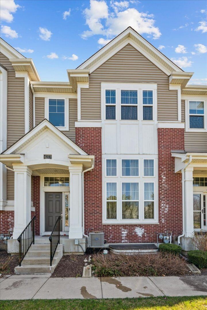 4277 Liberty Street  Aurora IL 60504 photo