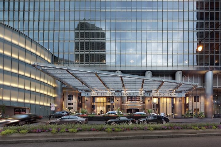 401 N Wabash Avenue 73F  Chicago IL 60611 photo