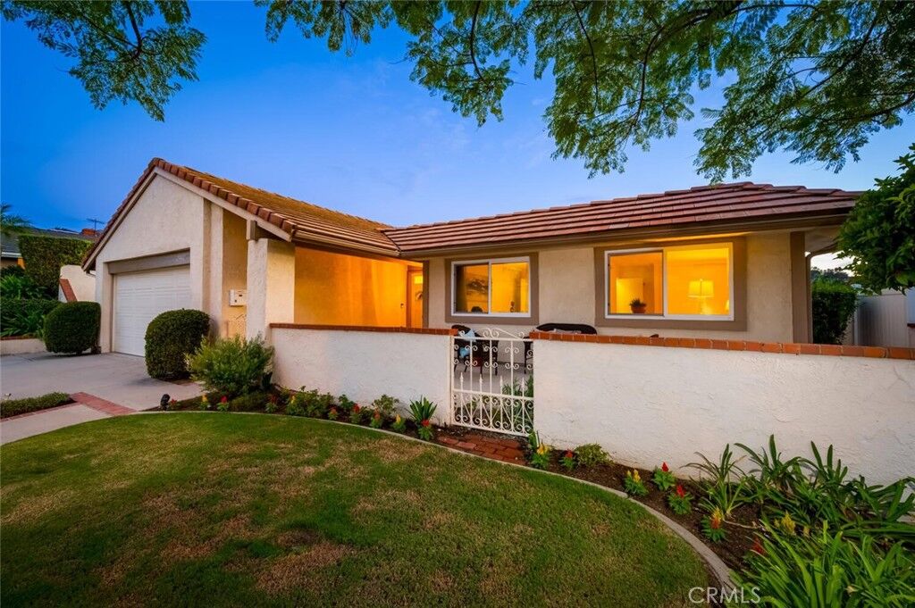 Property Photo:  25412 Grissom Road  CA 92653 