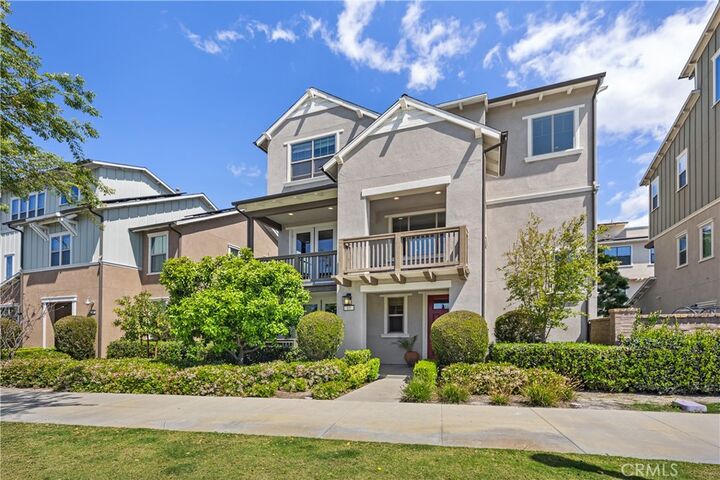 Property Photo:  15 Vasto  CA 92694 