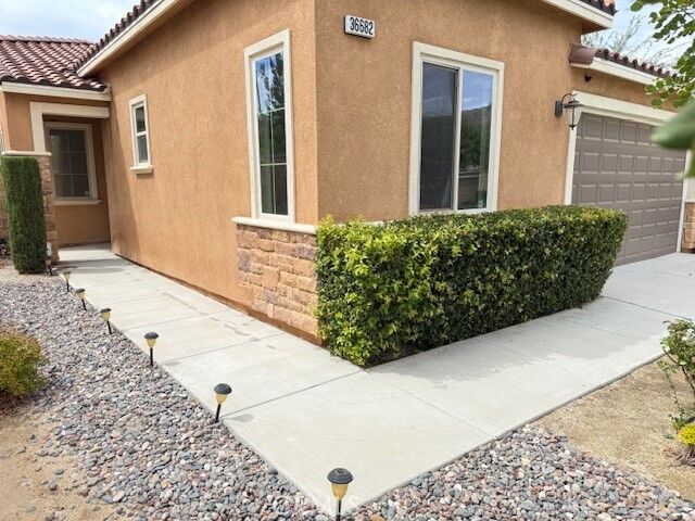 Property Photo:  36682 Fantin Way  CA 92532 