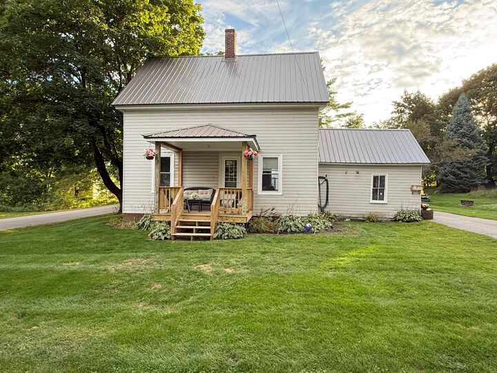 Property Photo:  77 Lincoln Street  ME 04930 