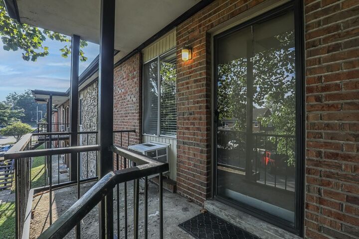 Property Photo: 2601 Hillsboro Pike B11 TN 37212