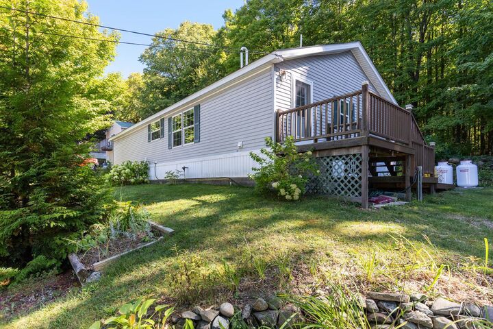 Property Photo:  725 Porterwood Drive  VT 05495 