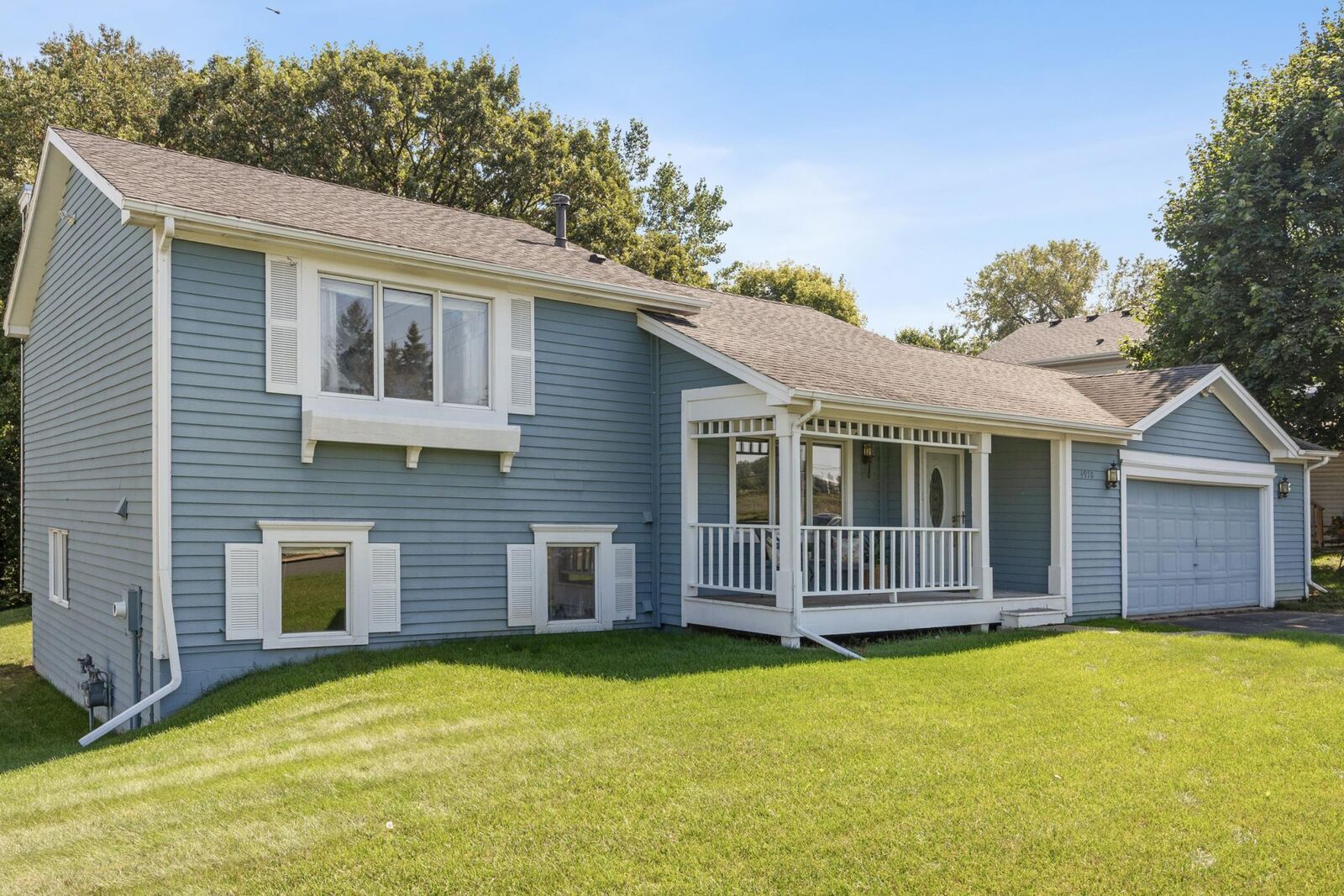 Property Photo:  4970 Boyd Avenue  MN 55076 
