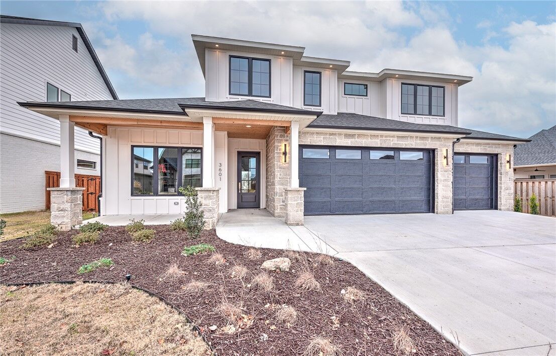 Property Photo: 3601 SW Starburst Avenue AR 72713