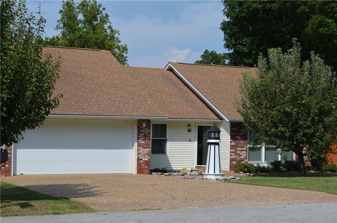 Property Photo:  16 E Pittman Street  AR 72730 