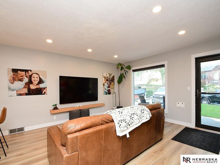 Property Photo:  5139 Erskine Street  NE 68104 