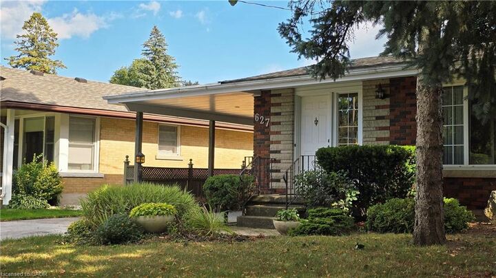 Property Photo: 627 Krug Street ON N2B 1L9