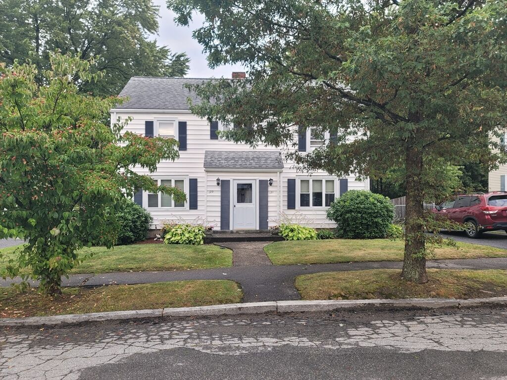 Property Photo: 129 Uncatena Ave. L MA 01606