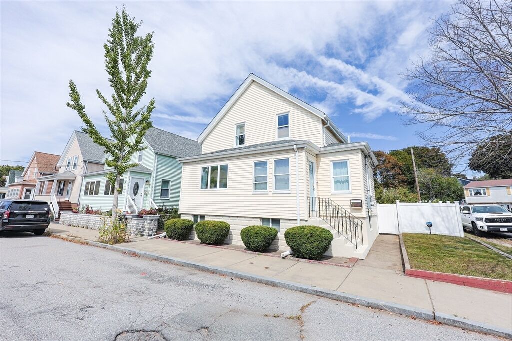 Property Photo:  78 Northend St  MA 01960 