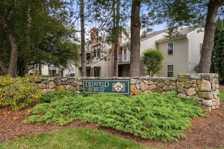 3 Thoreau Ct 8  Natick MA 01760 photo