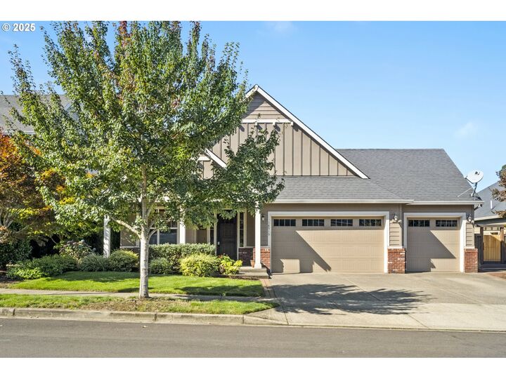 18515 Aladdin Way  Oregon City OR 97045 photo